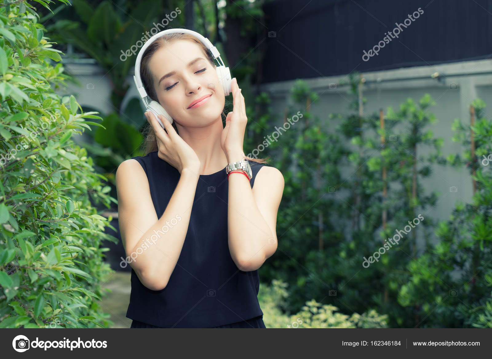HIT FM INTERNET RUSSIAN Frankfurt Nylon Researchers