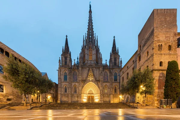 Panoráma a barcelonai katedrális és a Szent Kereszt Saint Eula — Stock Fotó