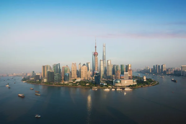 Shanghai Skyline Stadtbild, shanghai luajiazui Finanzen und Busi — Stockfoto
