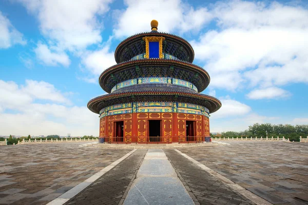 Maravilloso y asombroso templo de Beijing - Templo del Cielo en Beiji — Foto de Stock