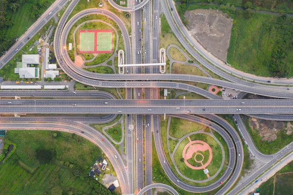 Aerial view of highway junctions Top view of Urban city, Bangkok — Stock Photo, Image