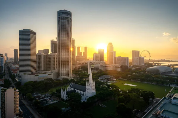 Panorama of Singapore business district skyline and office skysc — ストック写真