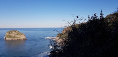 İspanya 'nın Bask Bölgesi kıyılarının manzarası