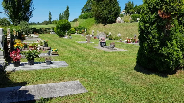 Aquitaine Frankreich August 2019 Bilder Eines Friedhofs Einer Ländlichen Kleinstadt — Stockfoto