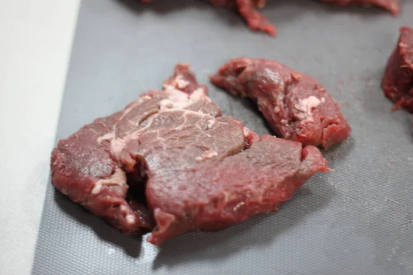 烤牛肉用生牛肉香精 — 图库照片