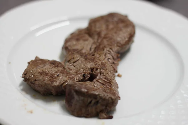 Solomillo Res Parrilla Para Almuerzo —  Fotos de Stock