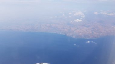 Bilbao 'dan İstanbul' a uçan bir uçaktan havadan çekilen manzara