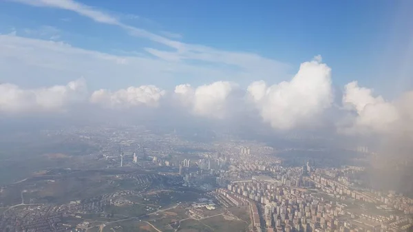 ビルバオ発イスタンブール行きの飛行機から撮影された空中風景 — ストック写真