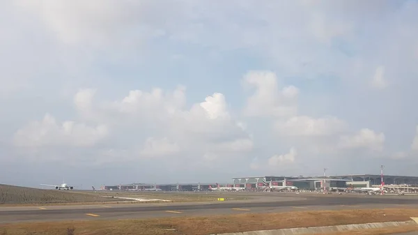 Estambul Turquía Junio 2019 Aviones Aeropuerto Estambul — Foto de Stock