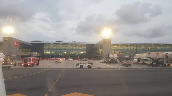 Estambul Turquía Junio 2019 Aviones Aeropuerto Estambul — Foto de Stock