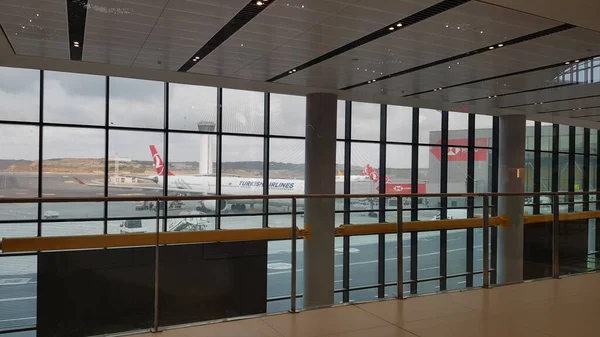 2019年6月28日 土耳其伊斯坦布尔 伊斯坦布尔机场候机楼候机厅 — 图库照片
