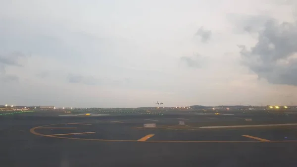 Estambul Turquía Junio 2019 Aeropuerto Estambul Atardecer —  Fotos de Stock