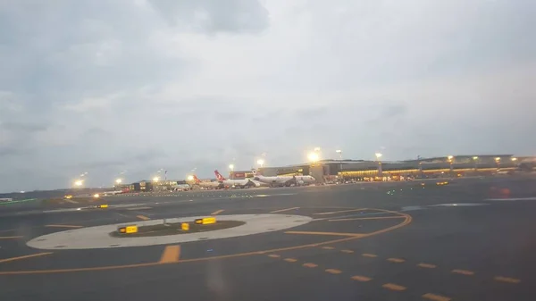 Stambuł Turcja Czerwca 2019 Lotnisko Stambule Zmierzchu — Zdjęcie stockowe
