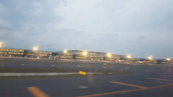 Estambul Turquía Junio 2019 Aeropuerto Estambul Atardecer — Foto de Stock