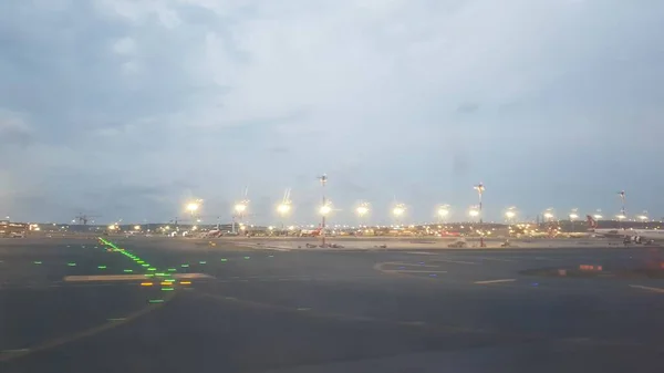 Istanbul Turquie Juin 2019 Aéroport Istanbul Crépuscule — Photo