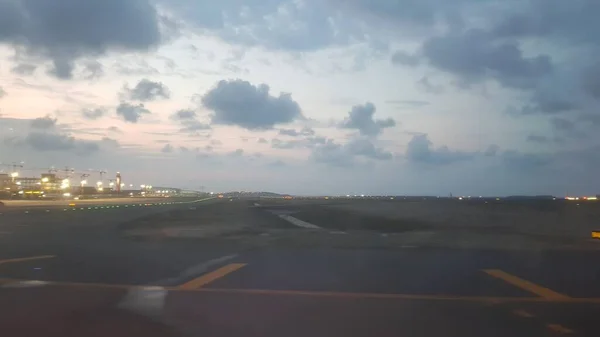 Stanbul Türkiye Haziran 2019 Stanbul Havalimanı Alacakaranlıkta — Stok fotoğraf