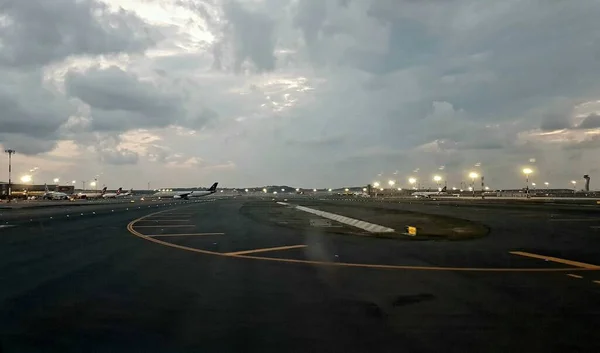 Istanbul Turquie Juin 2019 Aéroport Istanbul Crépuscule — Photo