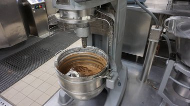 Juneau, Alaska, ABD, 28 Mayıs 2019: Alaska 'da bir yolcu gemisinde muhteşem endüstriyel mutfaklar