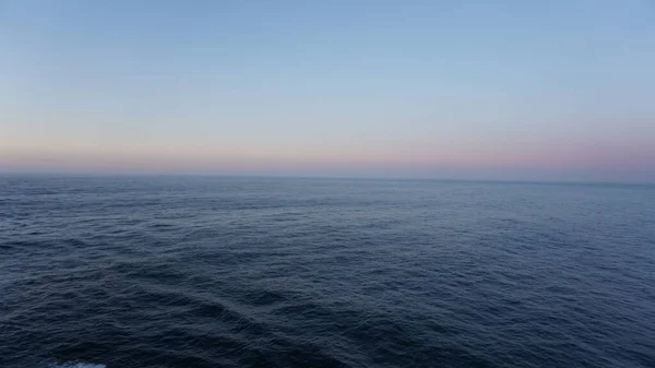 Wschód Słońca Nad Morzem Alaski Widziany Statku Wycieczkowego — Zdjęcie stockowe