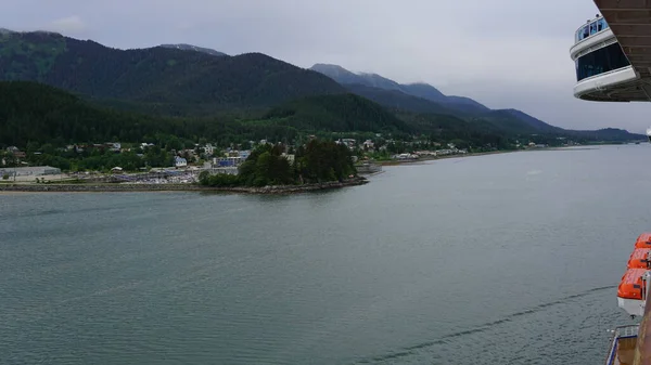 Juneau Alaska May 2019 Κρουαζιερόπλοια Στο Λιμάνι Του Juneau Στην — Φωτογραφία Αρχείου