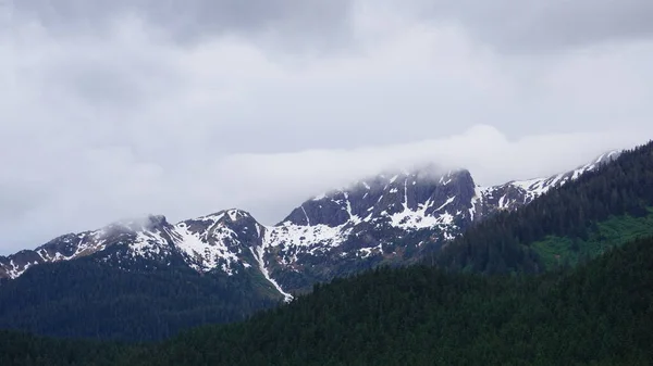 Hegyek Táj Havas Csúcsok Alaszka Egyesült Államok — Stock Fotó