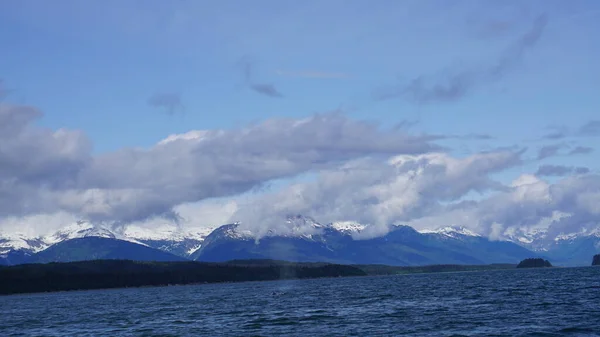 Montanhas Paisagem Marinha Fiorde Alasca — Fotografia de Stock