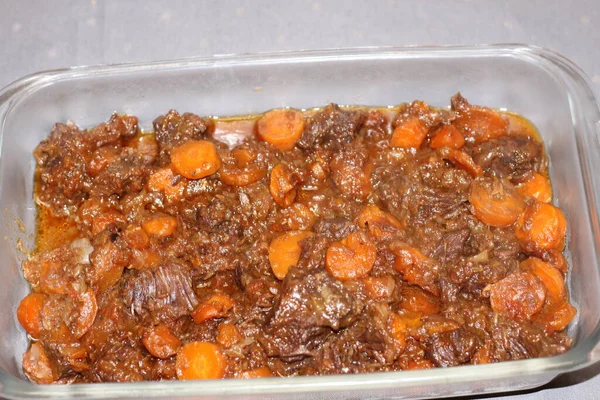 Beef Cheeks Carrot Red Wine Tray — Stock Photo, Image