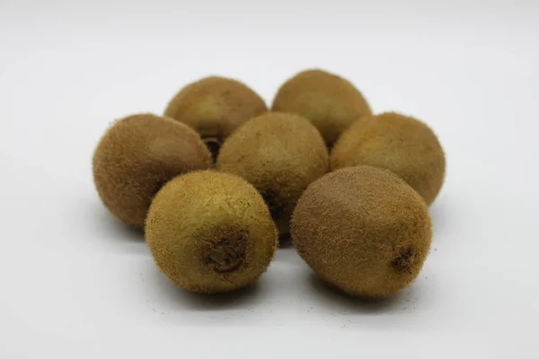 Kiwi Frutos Aislados Sobre Fondo Blanco —  Fotos de Stock