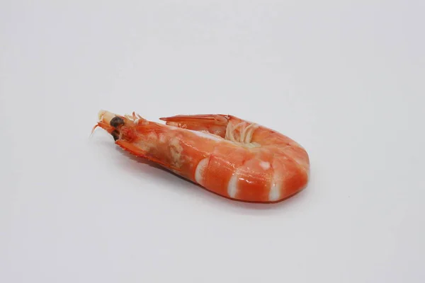 Langostino Cocido Aislado Sobre Fondo Blanco — Foto de Stock