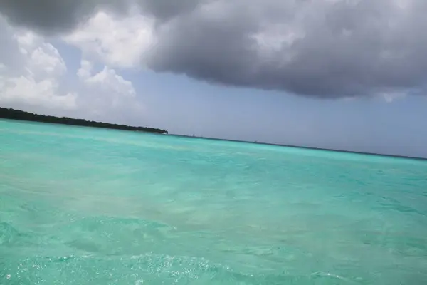 Agua Azul Turquesa Del Mar Caribe —  Fotos de Stock