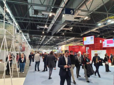 Madrid, İspanya, 22 Ocak 2020: Fitur 2020 'de ziyaretçiler