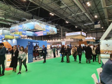 Madrid, İspanya, 23 Ocak 2020: Fitur 2020 'de profesyonel turizm ziyaretçileri