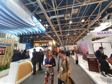 Madrid, İspanya, 23 Ocak 2020: Fitur 2020 'de profesyonel turizm ziyaretçileri