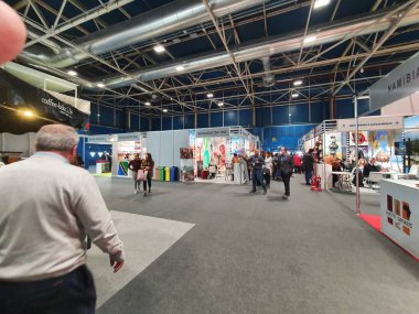 Madrid, İspanya, 23 Ocak 2020: Fitur 2020 'de profesyonel turizm ziyaretçileri