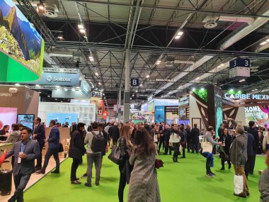 Madrid, İspanya, 22 Ocak 2020: Fitur 2020 Fuarı ziyaretçileri