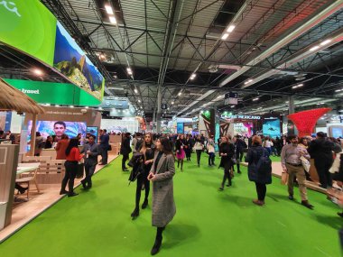Madrid, İspanya, 22 Ocak 2020: Fitur 2020 Fuarı ziyaretçileri