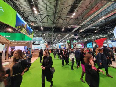 Madrid, İspanya, 22 Ocak 2020: Fitur 2020 Fuarı ziyaretçileri