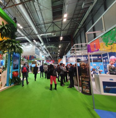 Madrid, İspanya, 22 Ocak 2020: Fitur 2020 Fuarı ziyaretçileri