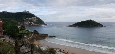 Donostia Körfezi manzarası Mayıs 2020 'de bir bahar günü