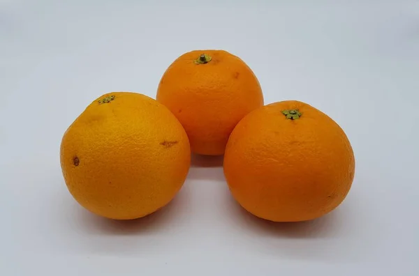 Orangen Auf Weißem Hintergrund — Stockfoto