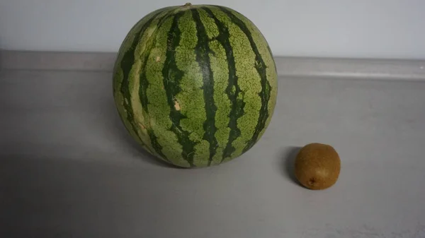 Vattenmelon Vit Bakgrund — Stockfoto