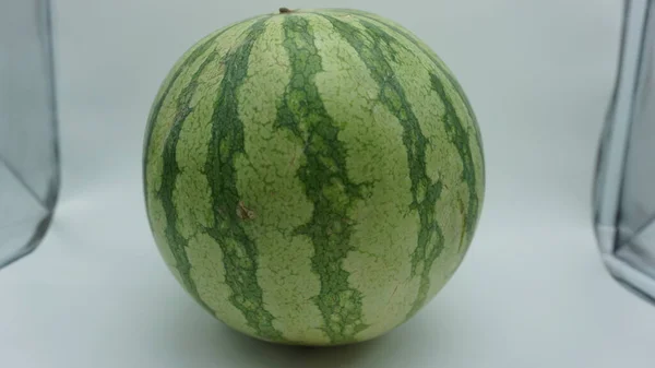 Wassermelone Auf Weißem Hintergrund — Stockfoto