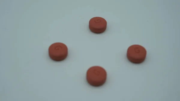 Tabletta Malária Kezelésére Izolált Fehér Alapon — Stock Fotó