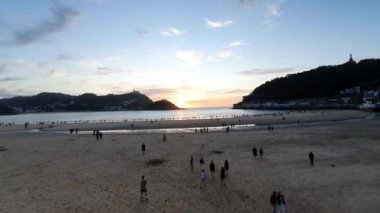 Deniz ve sahilin havadan görünüşü