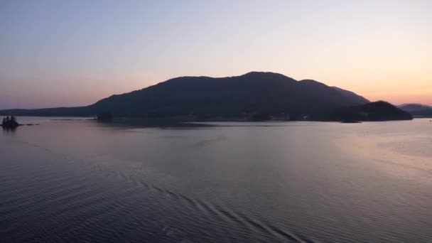 Zeilen Een Alaskan Fjord Cruise Het Voorjaar — Stockvideo