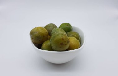 Beyaz arkaplandaki erikler