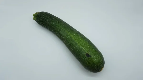 Groene Courgette Witte Achtergrond — Stockfoto