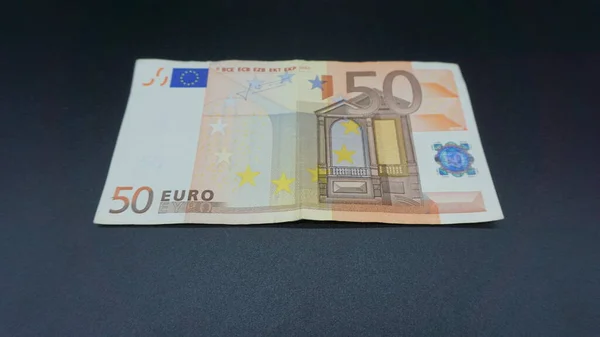 Billet Cinquante Euros Sur Fond Noir — Photo