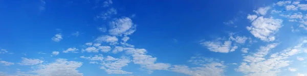 Cielo Panorámico Con Nube Día Soleado Hermosa Nube Cirros Imagen —  Fotos de Stock
