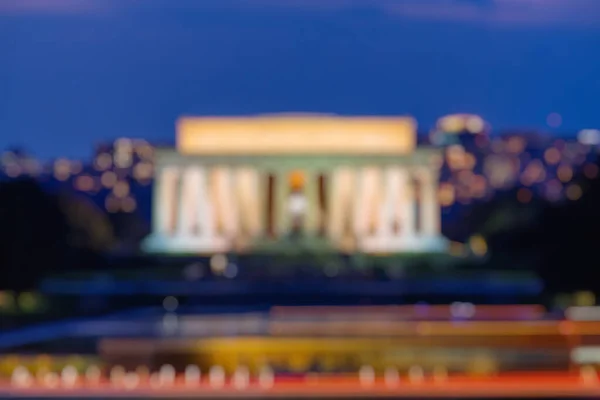 林肯纪念堂的背景模糊不清 从美国华盛顿特区纪念桥看到的 长期曝光摄影 — 图库照片